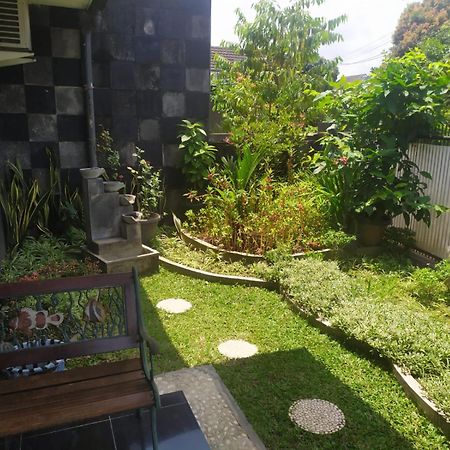 פורווקרטו Endah Homestay Syariah מראה חיצוני תמונה