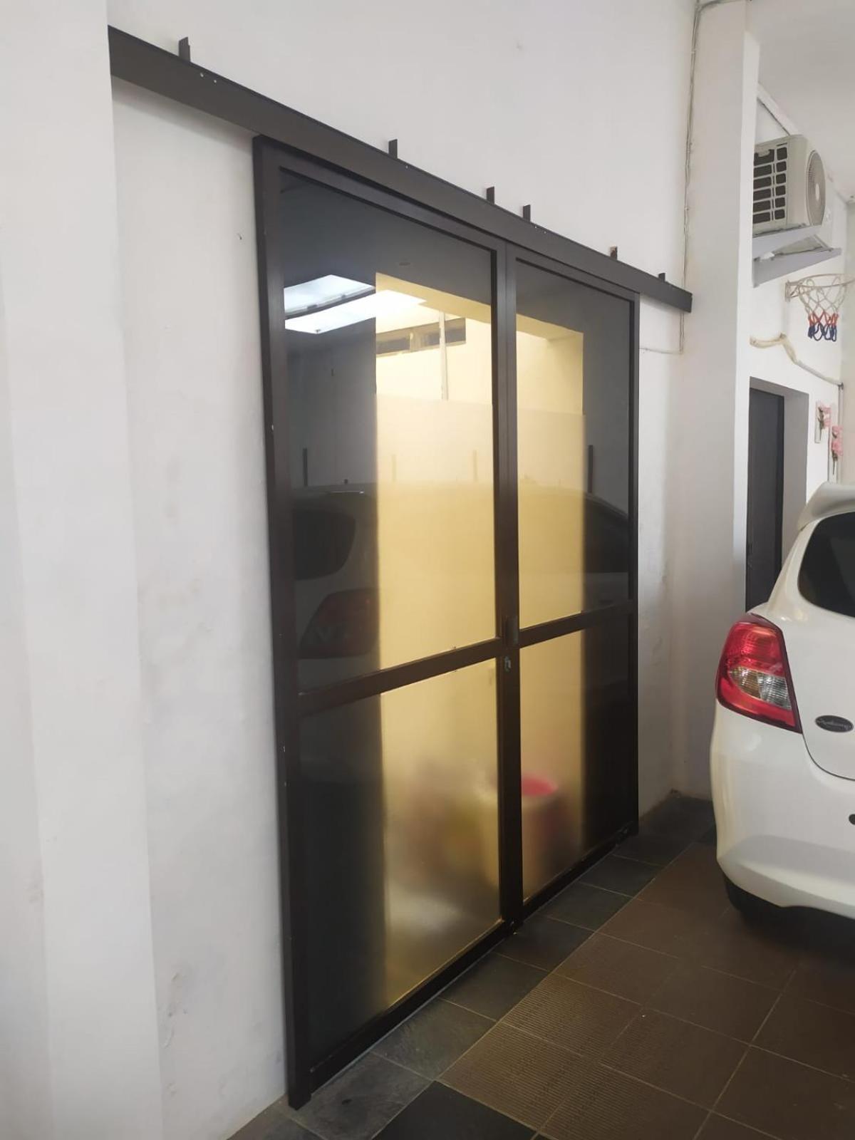 פורווקרטו Endah Homestay Syariah מראה חיצוני תמונה