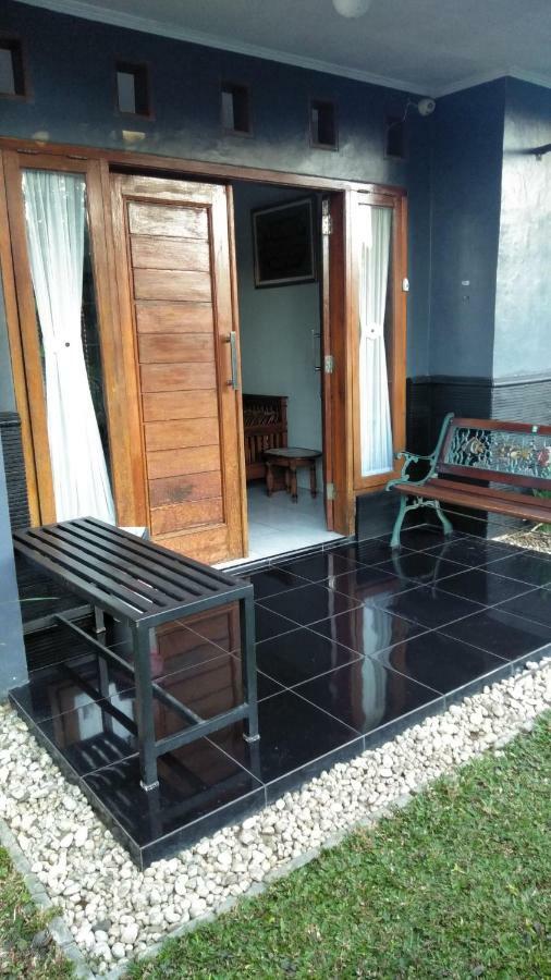 פורווקרטו Endah Homestay Syariah מראה חיצוני תמונה