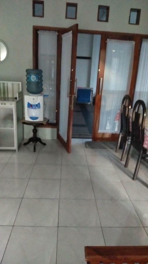 פורווקרטו Endah Homestay Syariah מראה חיצוני תמונה